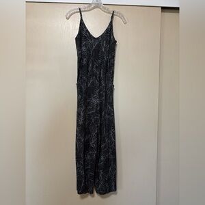 A-Line Black and White Leaf Print Jumper